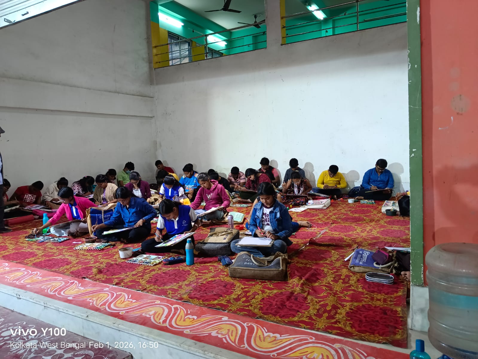 SIT & DRAW COMPETITION